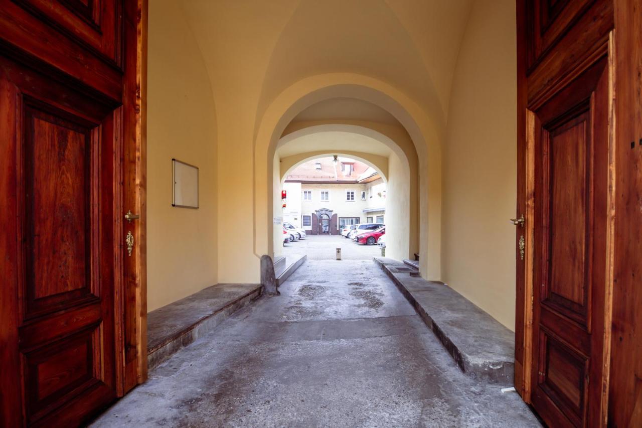 Central Living Vegova-With Parking Ljubljana Exterior photo